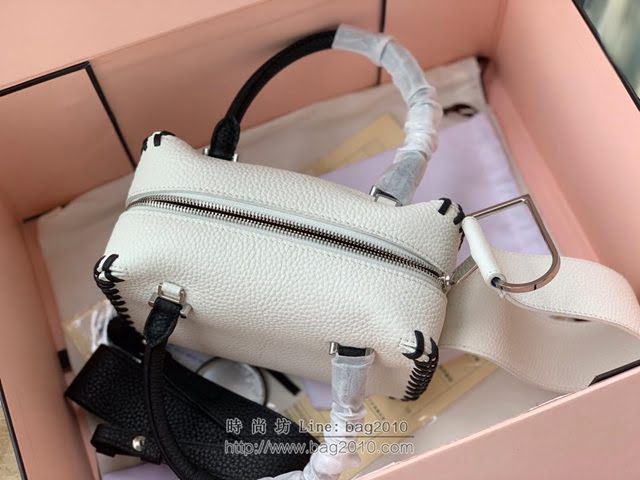 DELVAUX女包 標誌性包款 旋轉拎著提把D扣環 德爾沃女手提包 CL0020 編織白 Delvaux信封袋  fcs1259